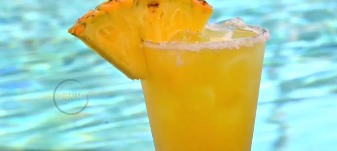 6 Advantages and Disadvantages of Pineapple Juice