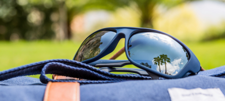 advantages and disadvantages of polarized lenses
