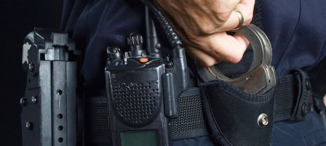 Pros and Cons of Police Body Cameras
