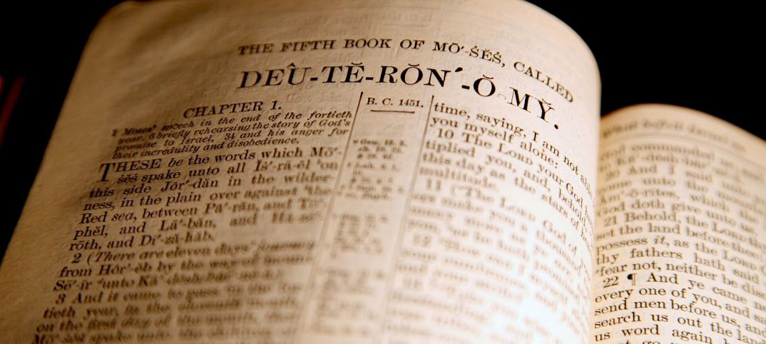 Deuteronomy 22:5 Meaning